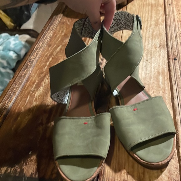 Green ED Wrap Around Sandals - Picture 2 of 4